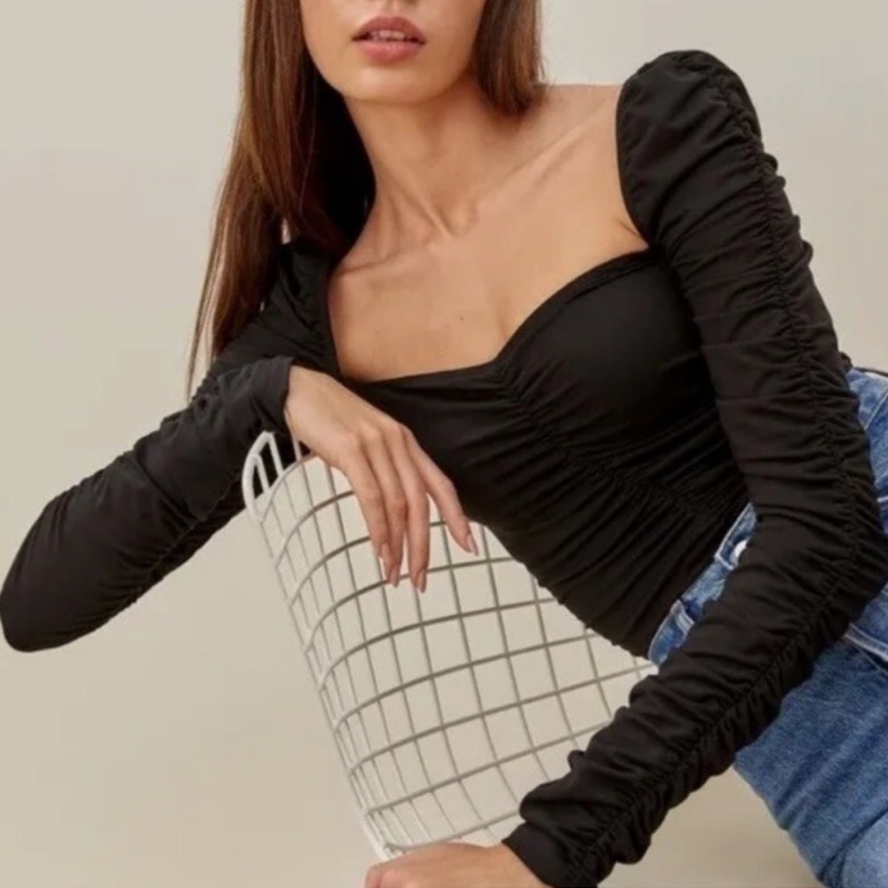REFORMATION Esra black, long-sleeve, ruched women's top Size XS.